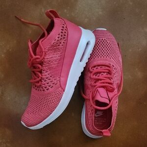 Nike Women's Vibrant Pink Sneakers